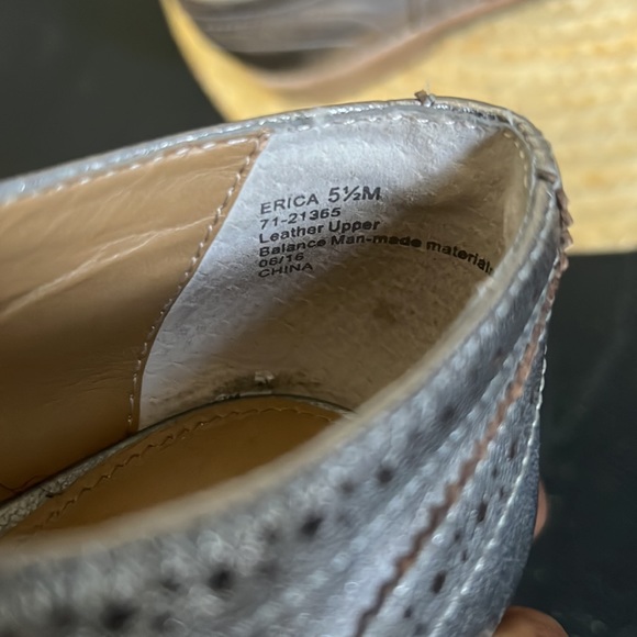 Bass Leather Metallic Rose-gold Oxford Loafer Size 5.5 - Picture 2 of 11